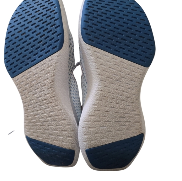 Allbirds Tree Dasher 2 Blue and White Knit Sneakers - Picture 10 of 10